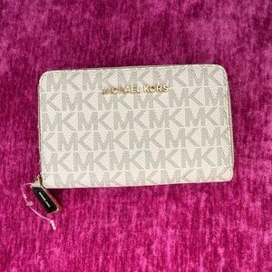Monogram Michael Michael Kors Small Zip Around Wallet